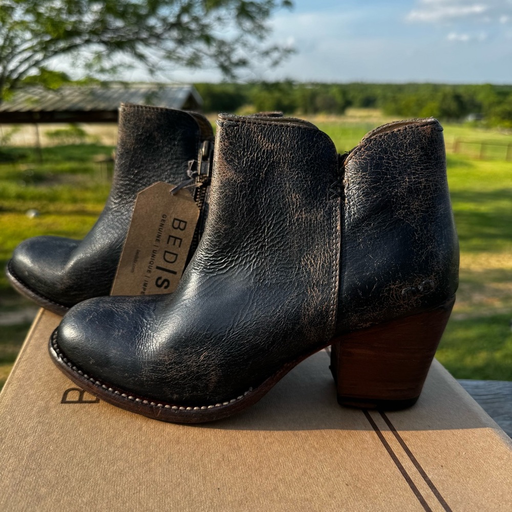 Bed Stu Yell Black Distressed Leather Ankle Booties